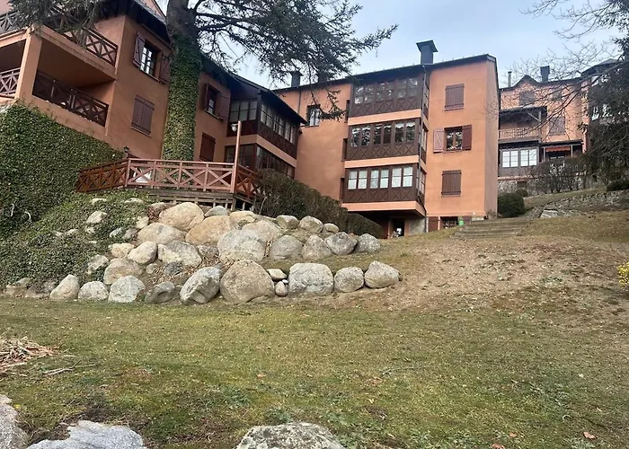 Amplio Con Gimnasio Y Piscina, Ideal Familias Appartement Enveitg